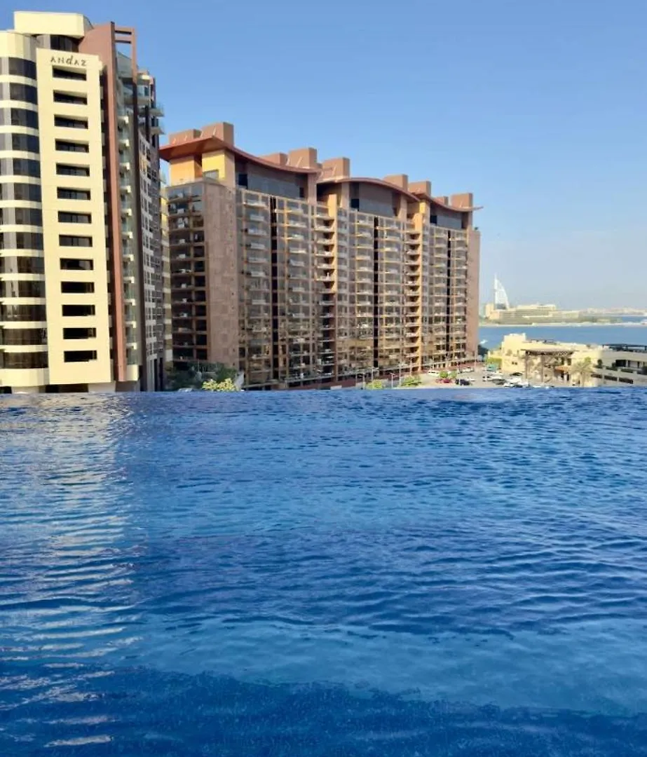 Exquisite Studio - Highest At The Palm Tower Dubai 0*,